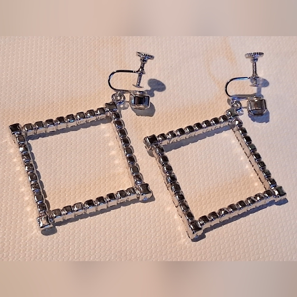 * Vintage Rhinestones Square Shaped Dangle Drop Screwback Earrings - Picture 3 of 4